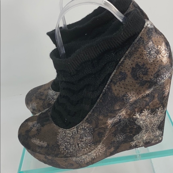 DESIGUAL Sz 9 Sock Velvet Gray Velvet High Wedges - Picture 1 of 12